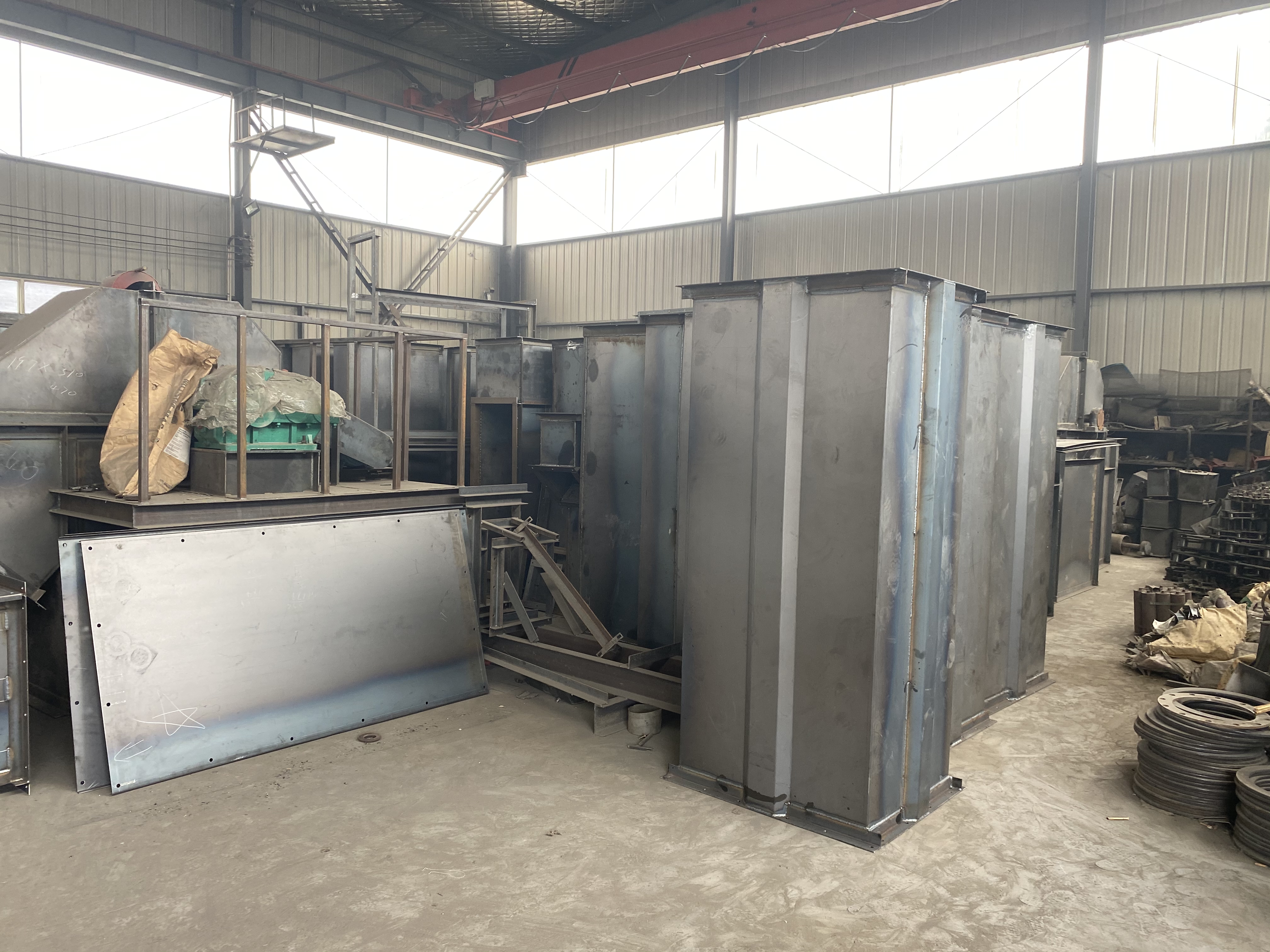 SC重型垂直斗式提升機定制結構和工作原理